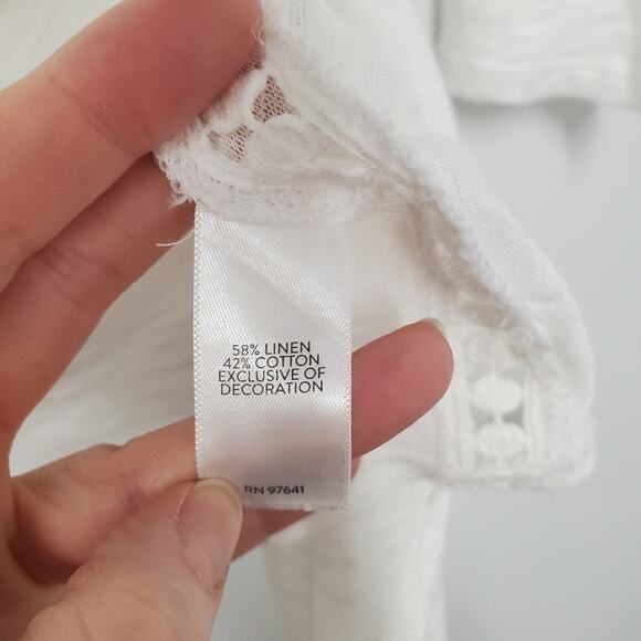 J. Jill Top Linen Blend Tunic Women's M White Asymmetric Hem Minimalist Coastal - Picture 11 of 11